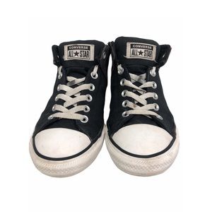 Converse Chuck Taylor  Size: 6